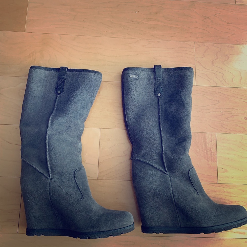 Ugg Boots size 9.5
